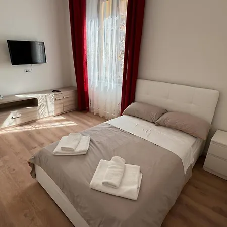 Galileo Bed & Breakfast *