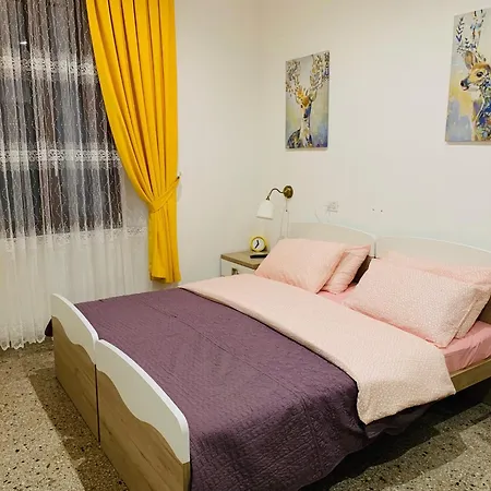 Galileo Bed & Breakfast *